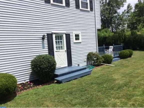2nd image of 514 Monta Vista Ave
