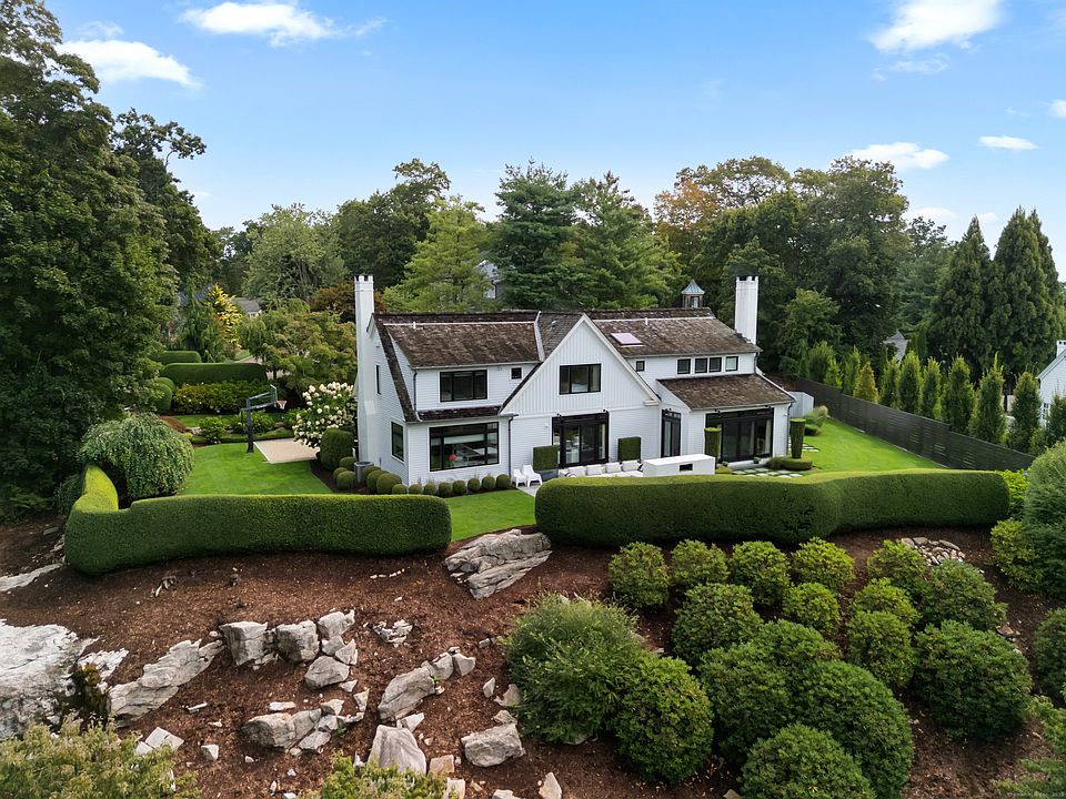 8 Gaylea Drive, Branford, CT 06405 | MLS #24149206 | Zillow