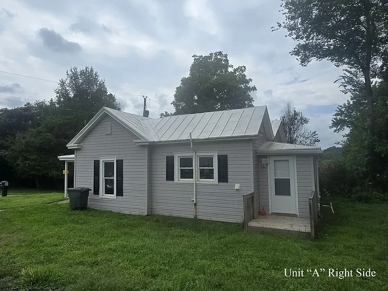 605 Grove St — Photo 5