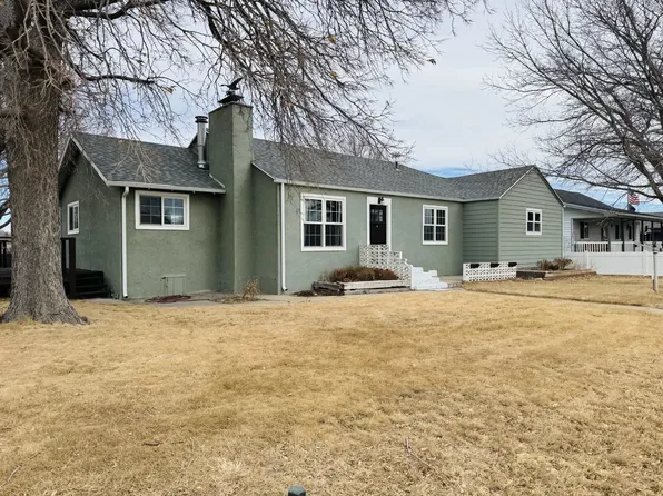 1044 Pine St, Sidney, NE 69162