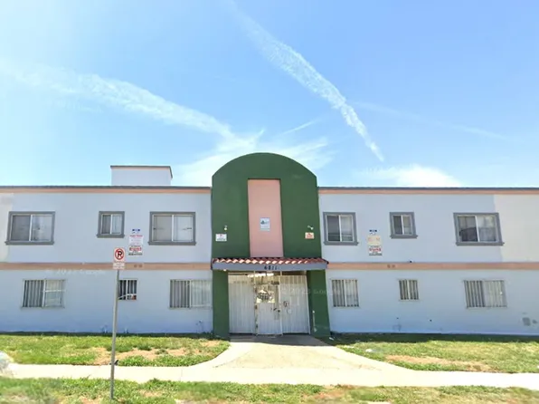 6811 10th Ave, Los Angeles, CA