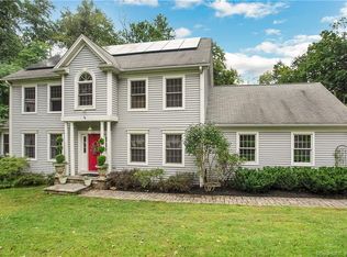 5 Waterhouse Ln, Chester, CT 06412