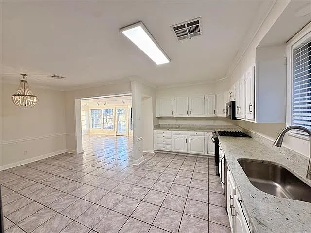 318 Metairie Lawn Dr — Photo 6