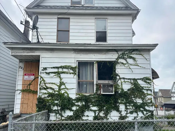 702 Crown Ave, Scranton, PA 18505