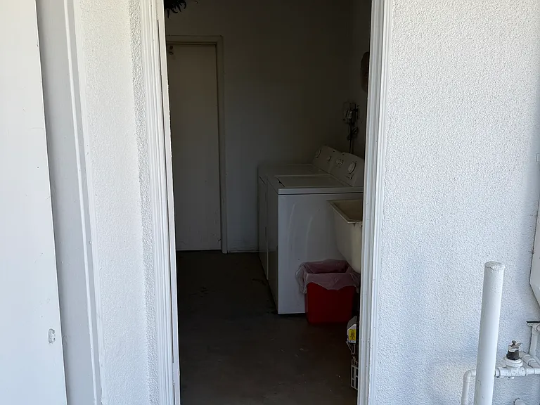 1860 Verdugo Loma Dr #B — Photo 49