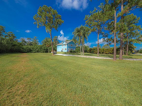 5th image of 16086 E Calder Dr