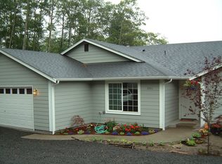 7351 Oak Bay Rd, Port Ludlow, WA 98365