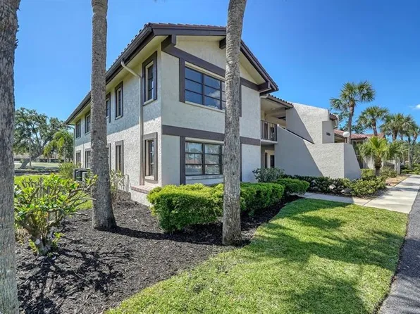 5630 Golf Pointe Dr Unit 205, Sarasota, FL 34243