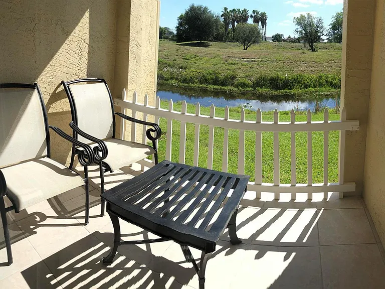 2060 Greenview Shores Blvd #303 — Photo 16