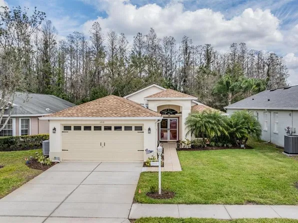 1216 Winding Willow Dr, New Port Richey, FL 34655