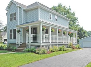 619 S 3rd St, Dundee, IL 60118