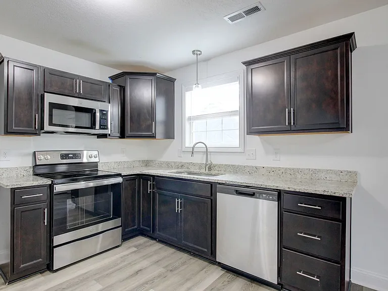 702 Ellie Nat Dr — Photo 54