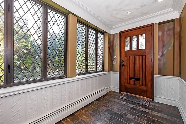 Sold by Trebach Realty | media 5