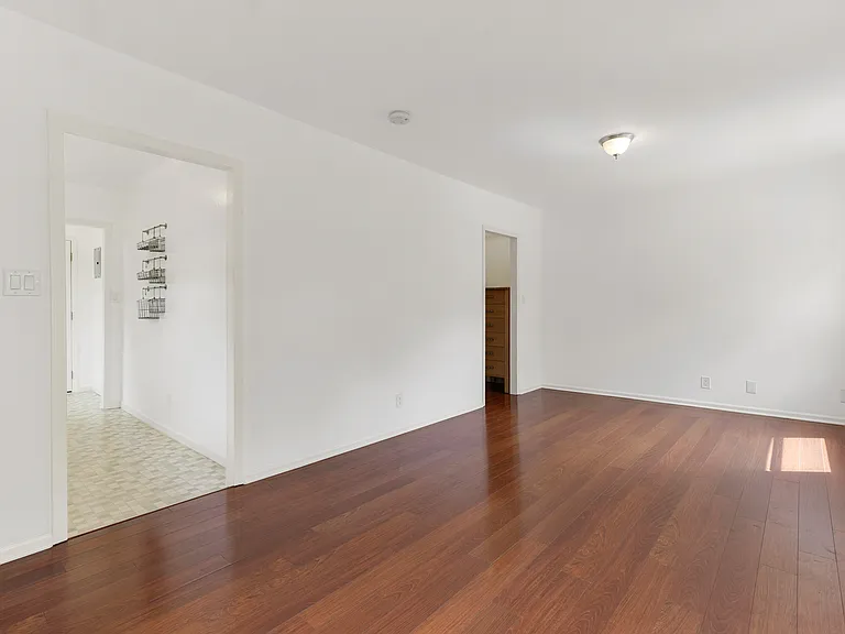 2675 Rich St — Photo 13