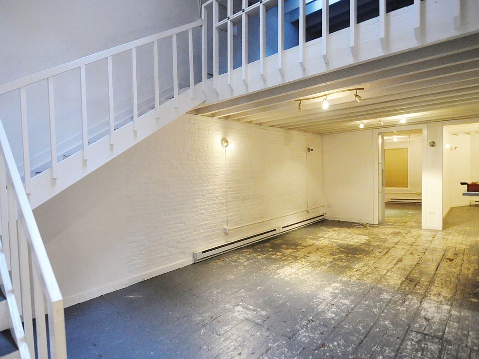 1st image of 122 Water St APT 3R