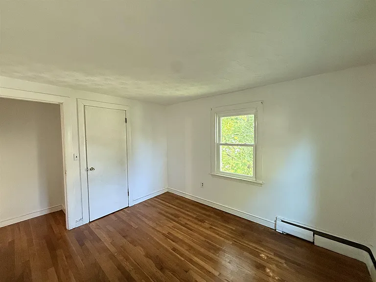 21 Jerome St — Photo 5