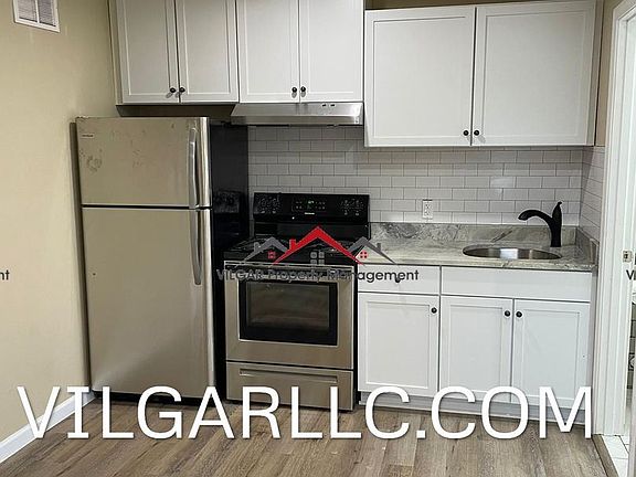 3rd image of 4735 Hohman Ave #10741565