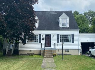 304 Oakhurst Ave, Bluefield, WV 24701