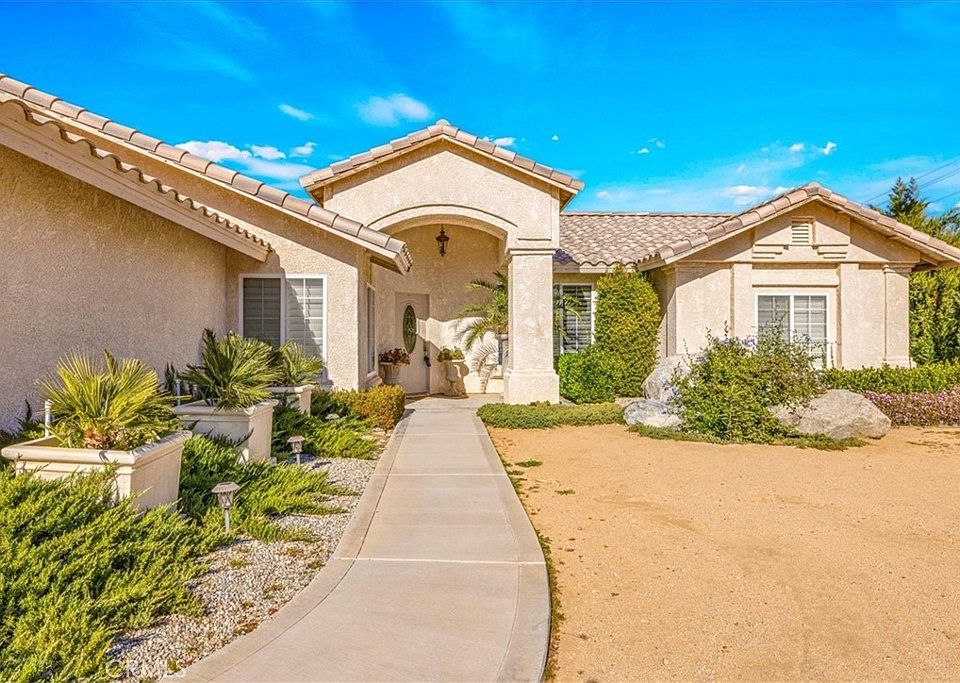 1st image of 58484 Juarez Dr