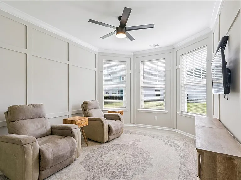 220 Landshark Blvd — Photo 58