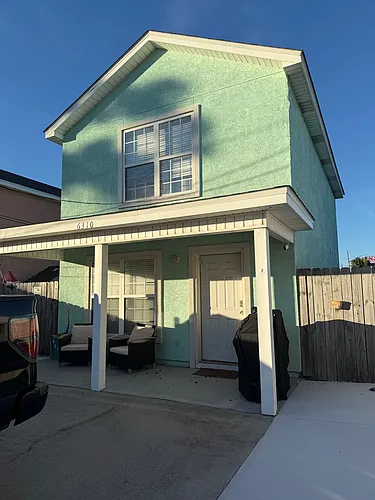 6310 Perman Pl Photo 1