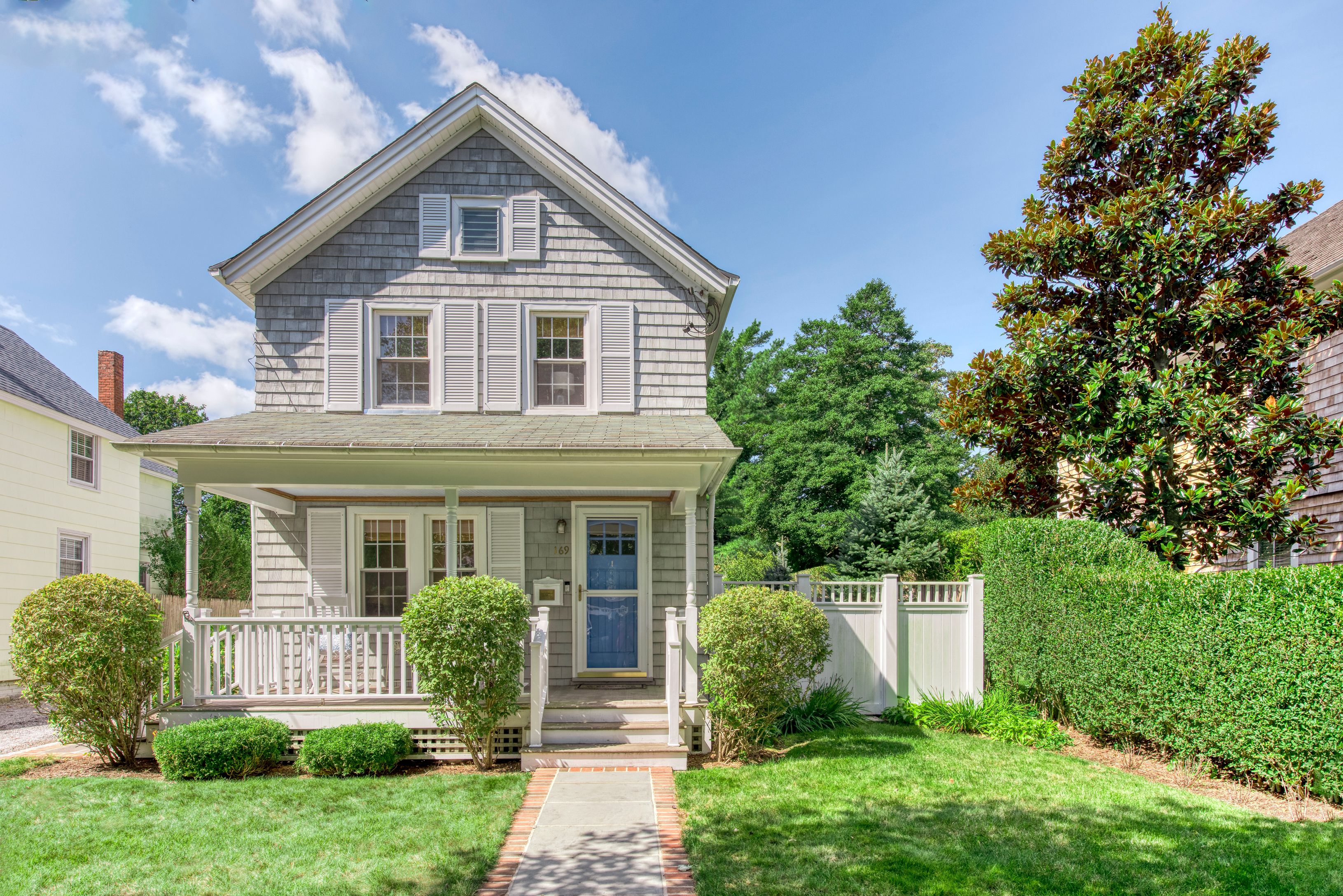 169 Elm St, Southampton, NY 11968 Out East