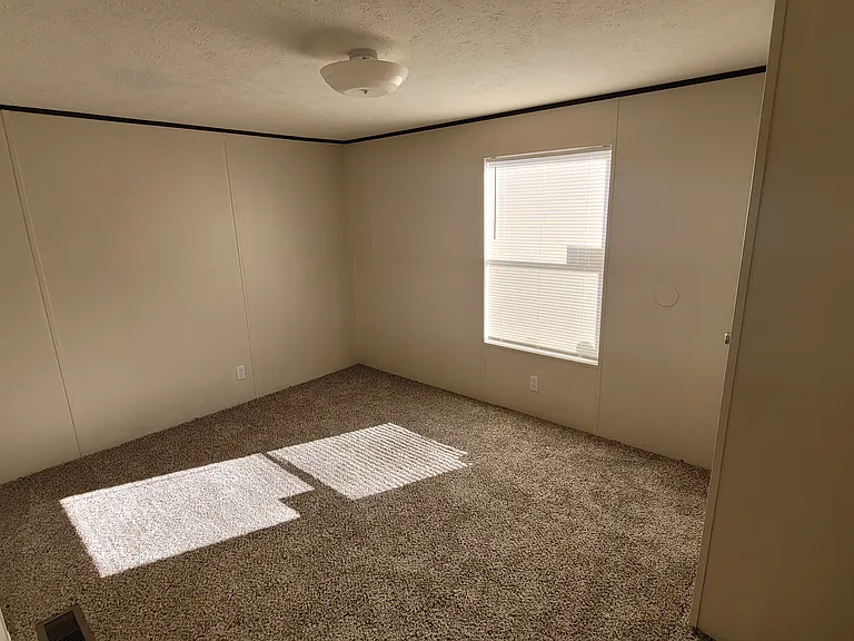 400 Hope Park Dr — Photo 14