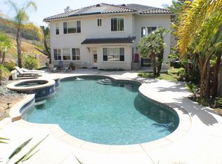922 Merlo Ct, Carlsbad, CA 92011