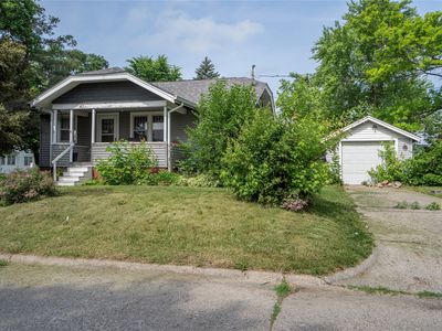 423 E 5th St S, Newton, IA, 50208