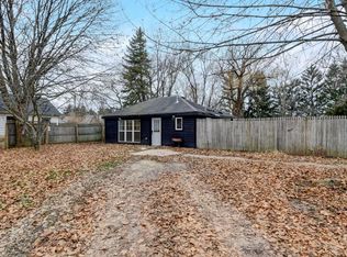 6320 Middle Rd, Racine, WI 53402