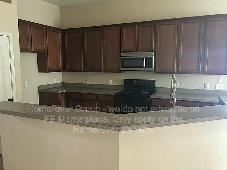 15214 Harlin — Photo 2