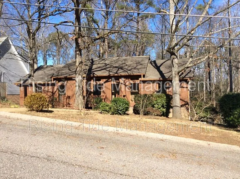 3 bed, 2.0 bath, 1875 sqft, $1,995 — Photo 1