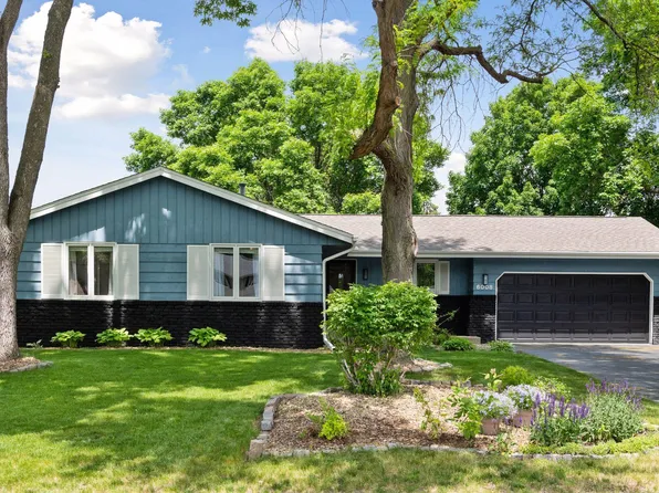 6008 W 102nd St, Bloomington, MN 55438