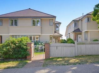 920 Citadel Dr #8, Pt Coquitlam, BC V3C5X8