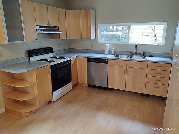 2nd image of 12628 SE 30th St #22