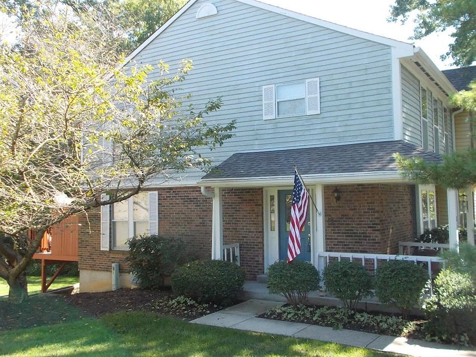 1st image of 816 S Woodlyn Dr