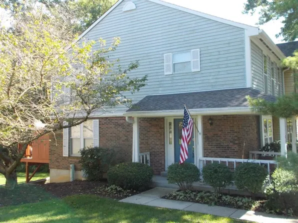 816 S Woodlyn Dr, Cincinnati, OH 45230