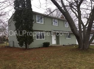 10328 E Woodhaven Cir, Indianapolis, IN 46229