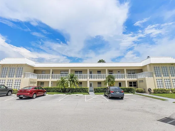 9802 Marina Blvd APT 114, Boca Raton, FL 33428