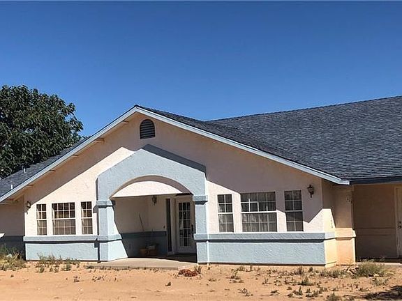 2nd image of 2388 Comanche Dr