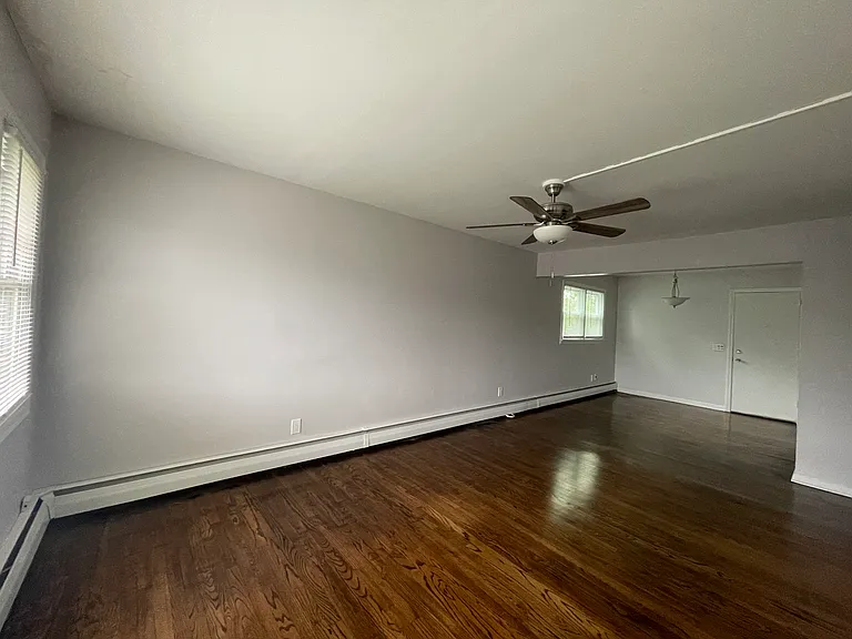 20 N Washington Ave #1 — Photo 9