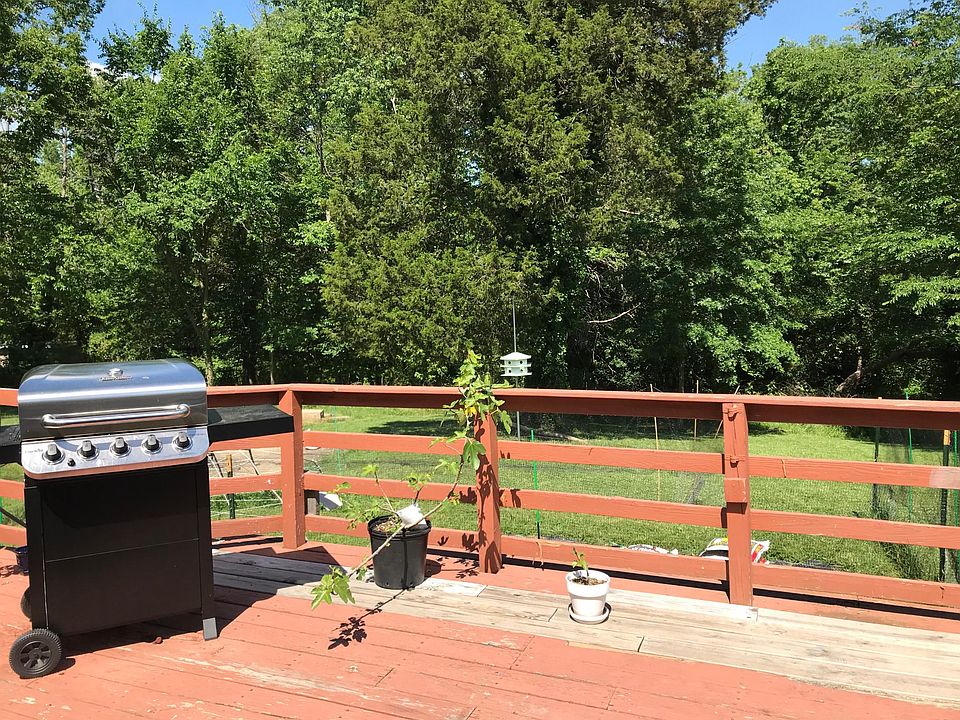 1st image of 8433 Highland Ln #1