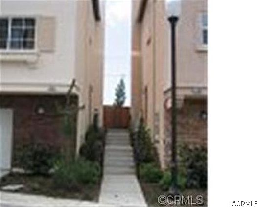 2nd image of 2712 Border Ave