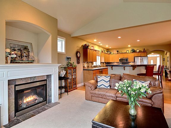 2nd image of 7208 222nd Avenue Ct E