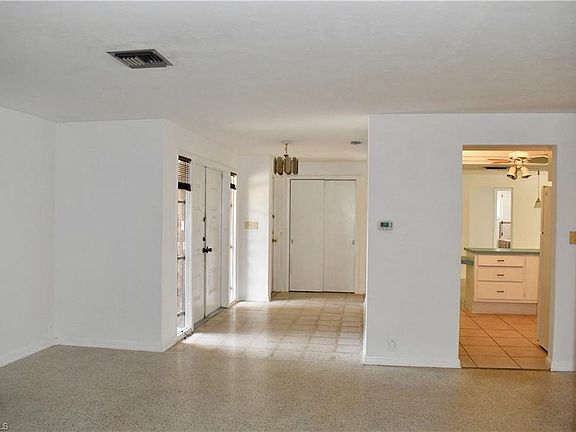 4th image of 1343 Tanglewood Pkwy