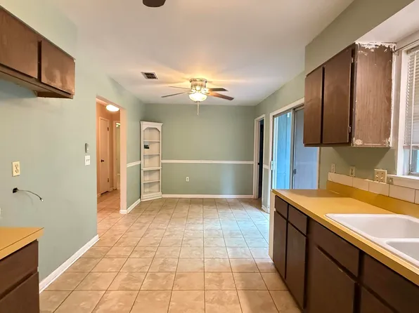 418 Bullock Blvd, Niceville, FL 32578