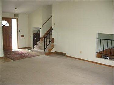 2nd image of 1706 Winchester Dr