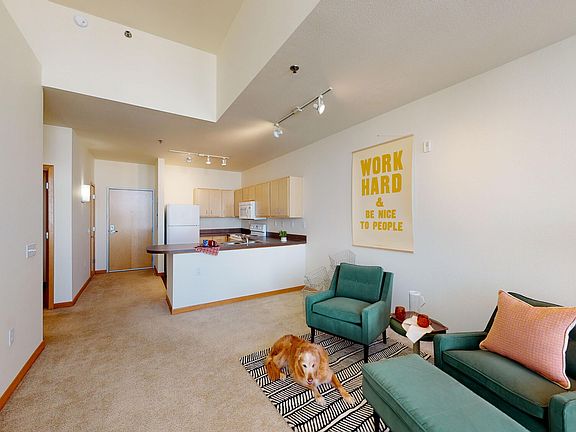 4th image of 1231 NE Martin Luther King Jr Blvd #409