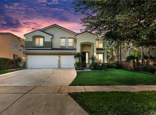 1860 Willowbluff Dr, Corona, CA 92883