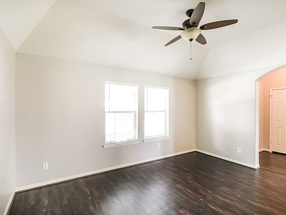 4th image of 3705 Burwood Ct
